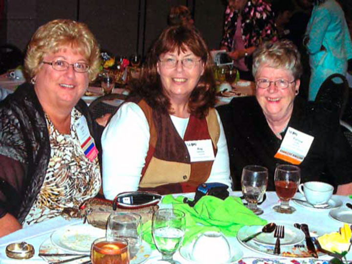 Pa. Press Club members (from left) Linda Koehler, Kay Stephens and Pat Ryder enjoy dinner in San Antonio, Tex., where the National Federation of Press Women held its 2009 convention. At this convention, Cynthia Price of Virginia took over as the NFPW president and household hints columnist, Heloise, won the organization